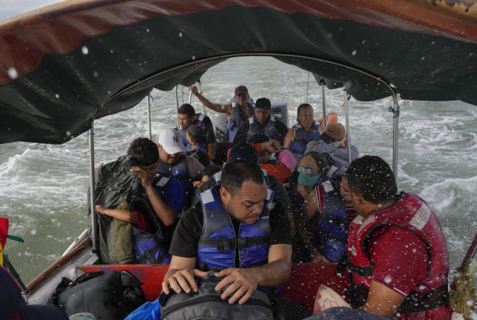 They crossed the Darien Gap to reach the US. Now, boat-by-boat, migrants are returning