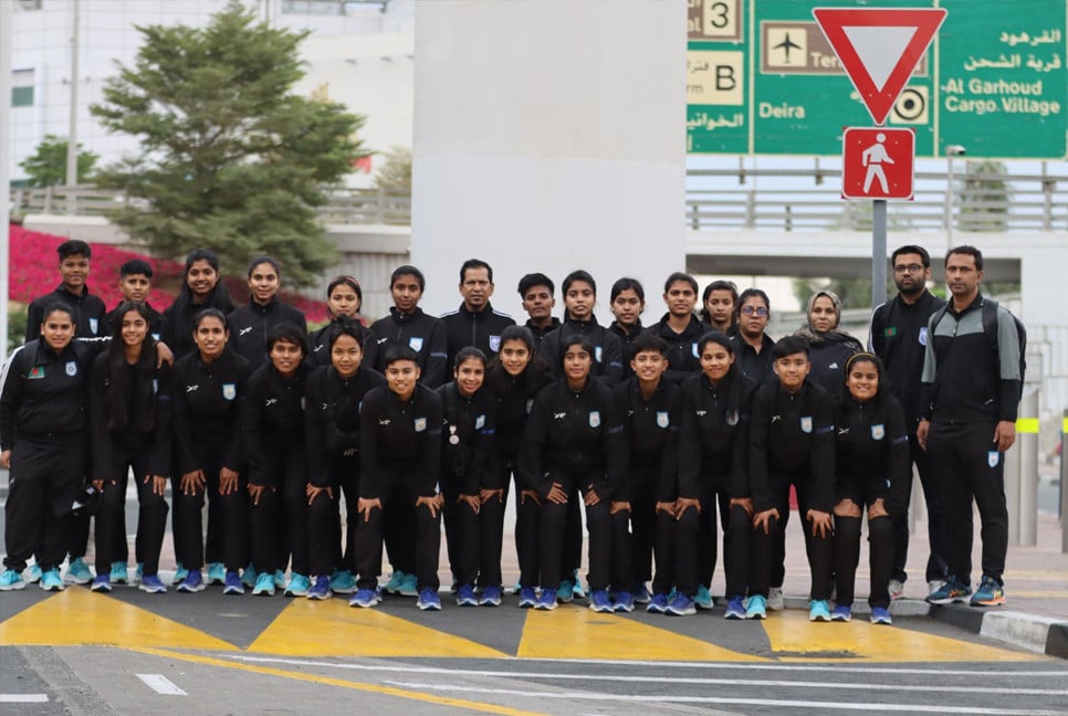 Women's football team reaches UAE safely