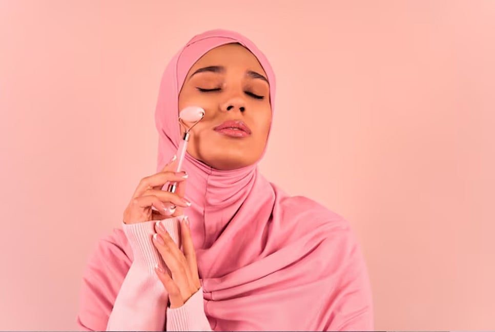 How to stay hydrated and keep your skin glowing while fasting