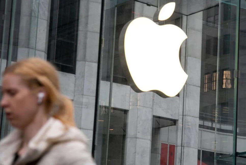 Apple to invest $500 bln in U.S, creating 20,000 jobs