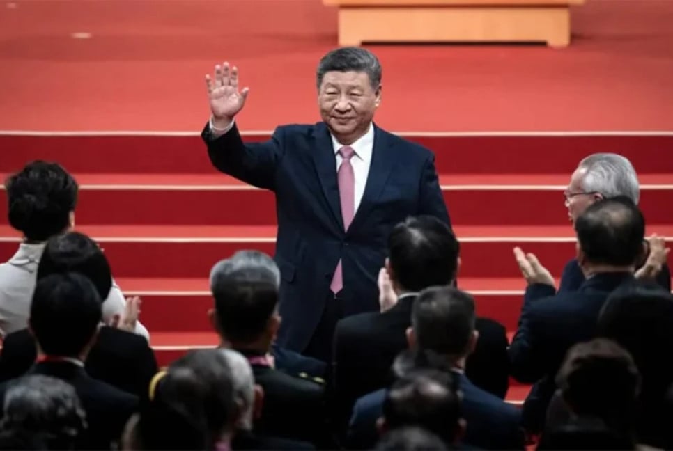 China's Xi urges 'calm' response to challenges ahead of key meeting