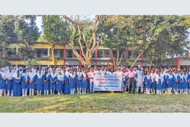 Students take oath take oath against child marriage in Jashore