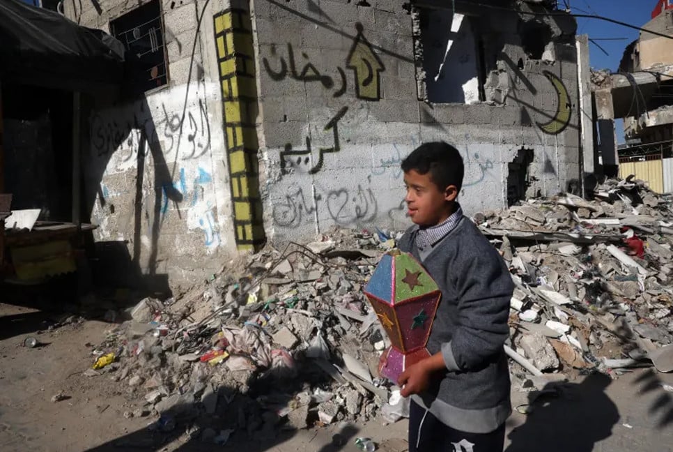 Ramadan in Gaza: Ruins and unshakable faith