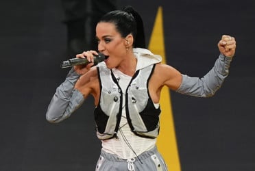 Pop star Katy Perry to head to space