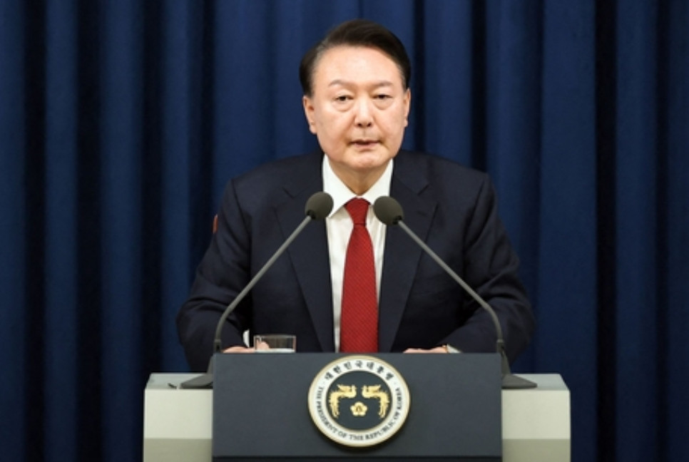 Impeached South Korea president still in detention despite court order