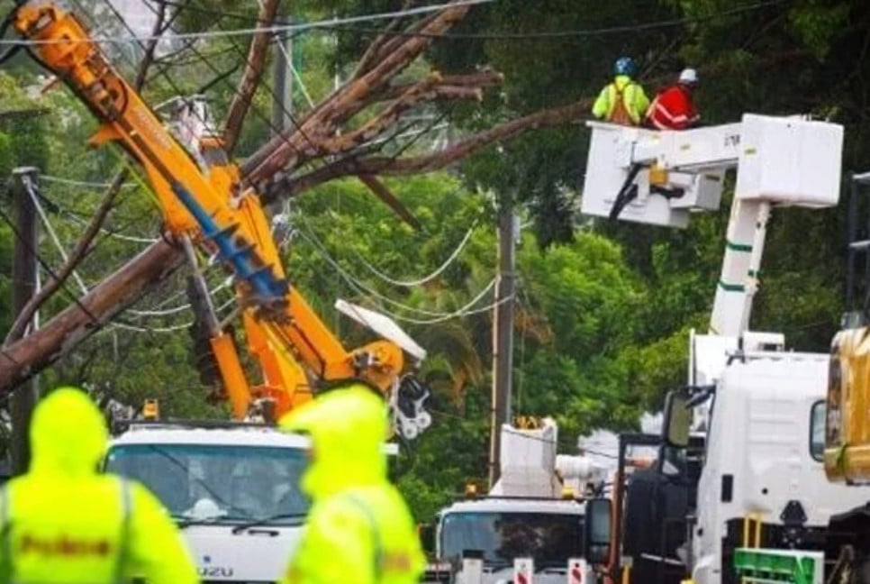 Floods, mass power cuts as wild weather bashes eastern Australia