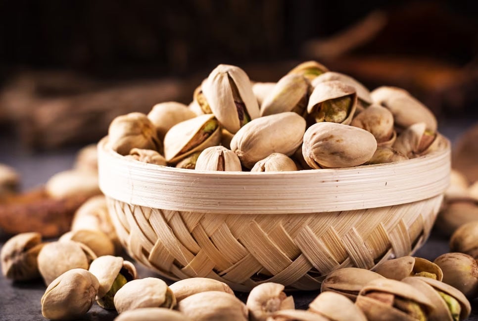 Study shows pistachios a tasty shield against vision loss