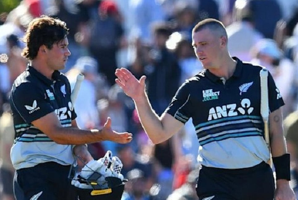 New Zealand romp to nine-wicket win in first Pakistan T20