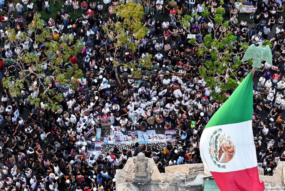 Mexicans protest for victims of latest mass grave discovery