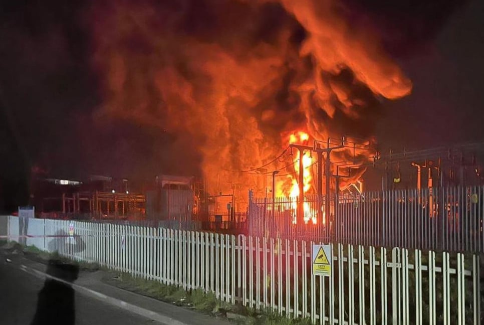 London's Heathrow airport closed after fire causes major power cut