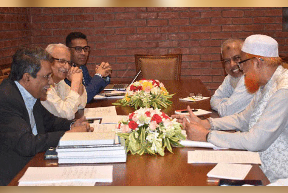 Consensus commission meets Khelafat Majlis, Labour Party on reform