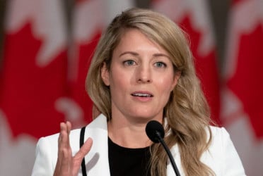 Canada can win trade war with US: FM