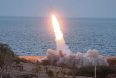 Iran unveils missile systems on strategic Gulf islands