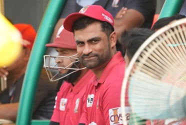 Tamim rushed to hospital after chest pain during DPL match