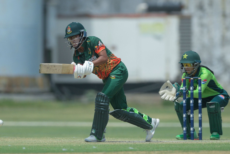 Proud of our brave women cricketers: BNP applauds historic world cup entry