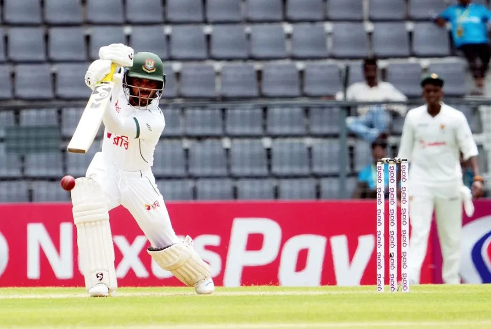 Zimbabwe still ahead despite Miraz's five-wicket haul