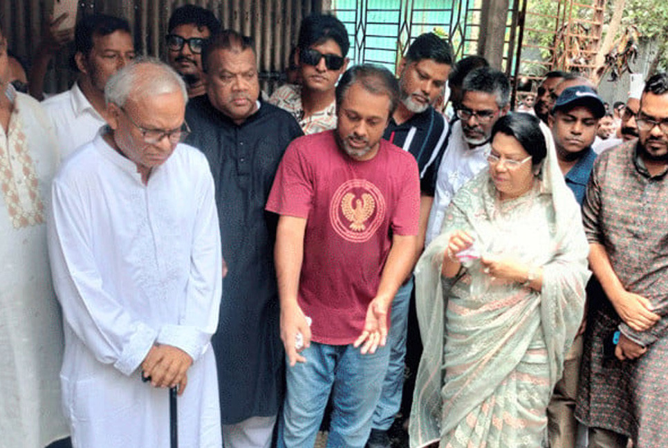 ‘Following Hasina’s order, perpetrators set fire at Manabendra’s house’
