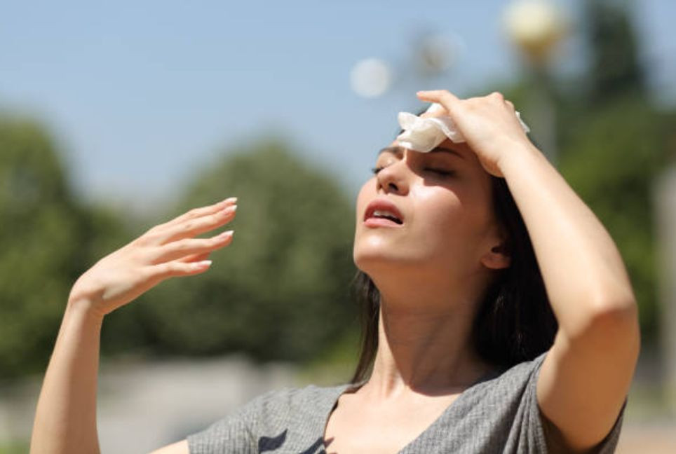 Brain fog to mood swings: Seven alarming effects of summer heat