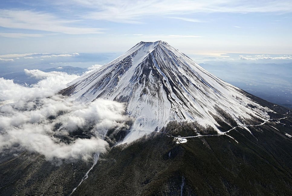 Man rescued from Mount Fuji twice in one week: reports