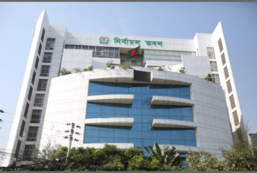 65 new parties apply to EC for registration