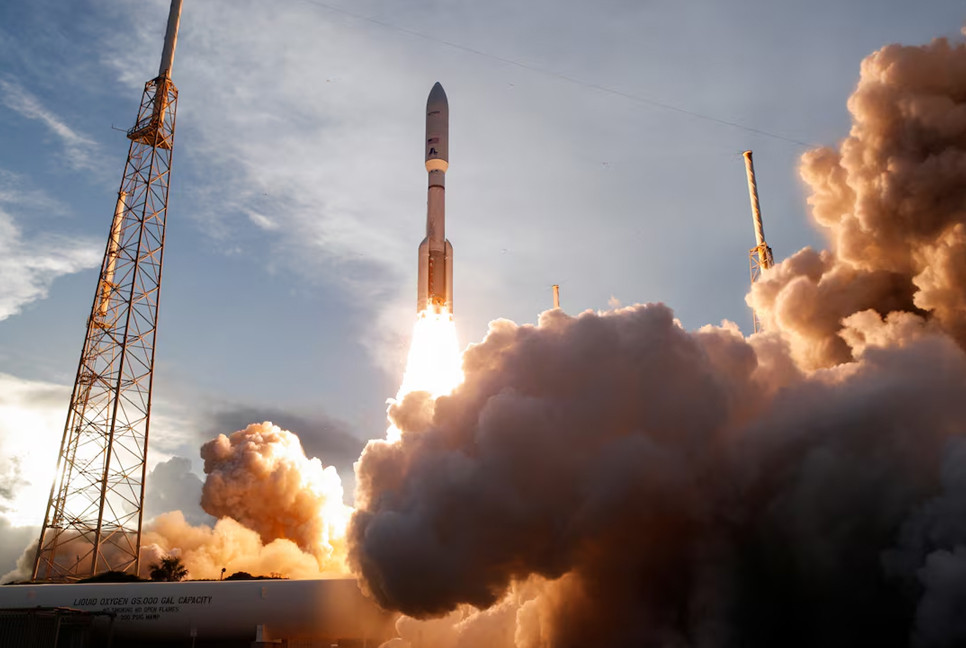 Amazon launches first Kuiper satellites to rival Starlink
