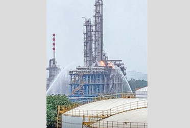 Swift response prevents major damage after fire at Bashundhara refinery plant
