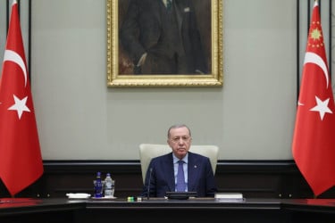 Erdogan calls for calm between Pakistan and India