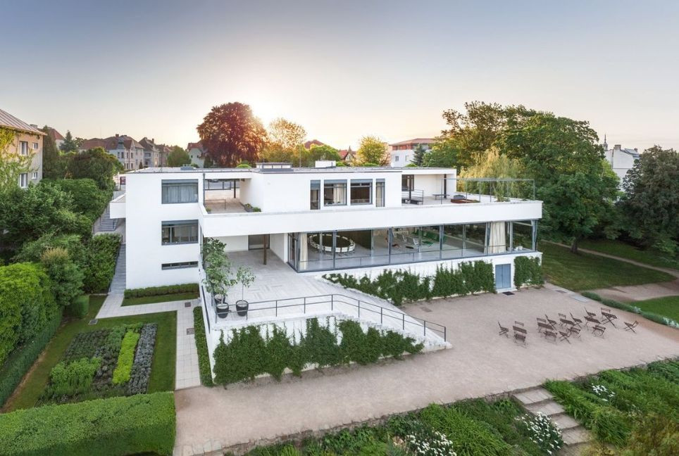Villa Tugendhat: The house where two countries created