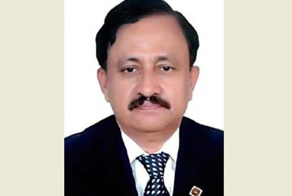 Army needs to remain in field until national elections