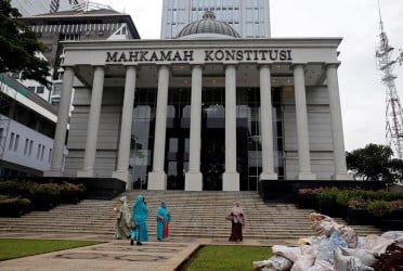 Indonesian court bans government, company from defamation complaints in free speech win