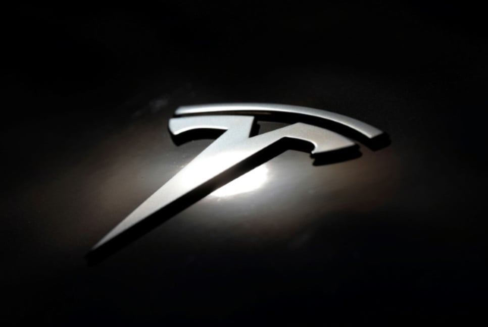 Tesla sales plunge further in France, down 59% in April