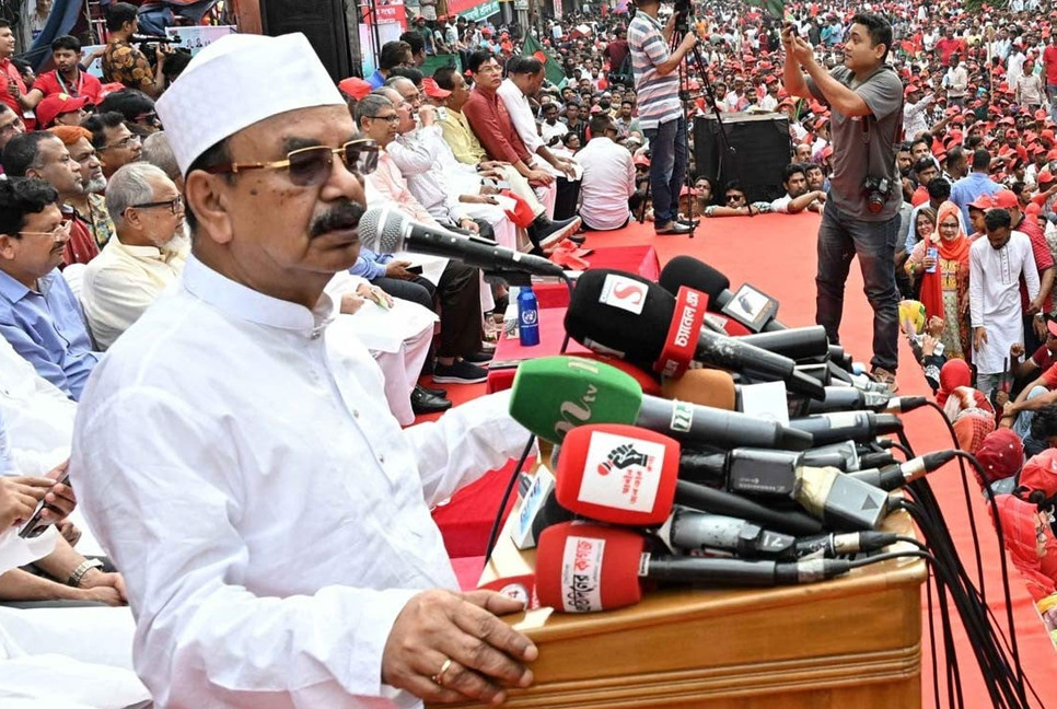 Conspiracy against BNP and conspiracy against democracy the same: Gayeshwar