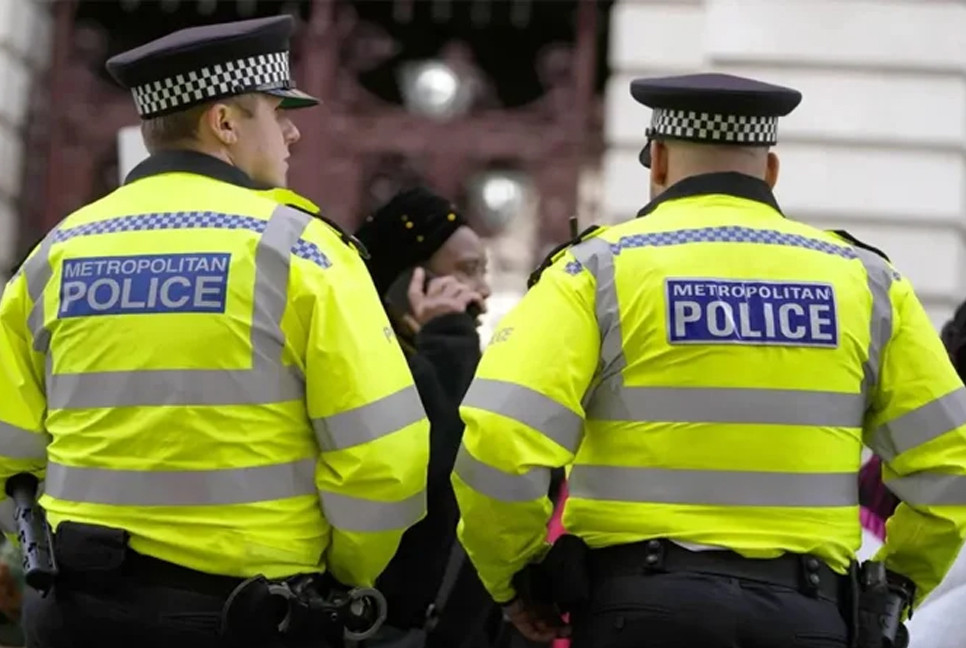 4 Iranians among 5 arrested in UK for 'terrorism offences': police