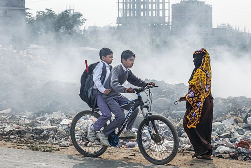 Dhaka's air turns 'unhealthy' again