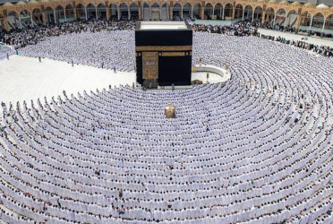 25,428 Bangladeshi pilgrims reach Saudi Arabia for Hajj