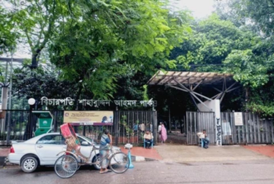DMP issues parking guidelines ahead of Khaleda Zia’s return