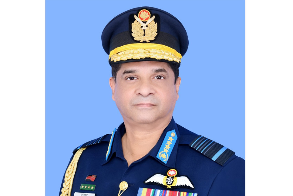 Bangladesh Air Chief leaves Dhaka for Italy