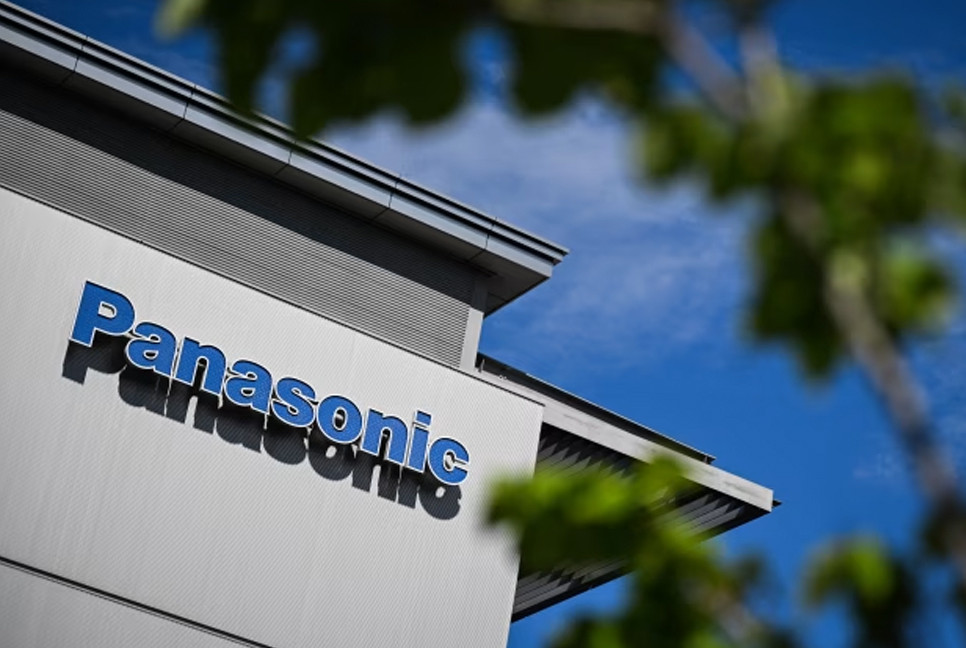 Japan's Panasonic targets 10,000 job cuts worldwide