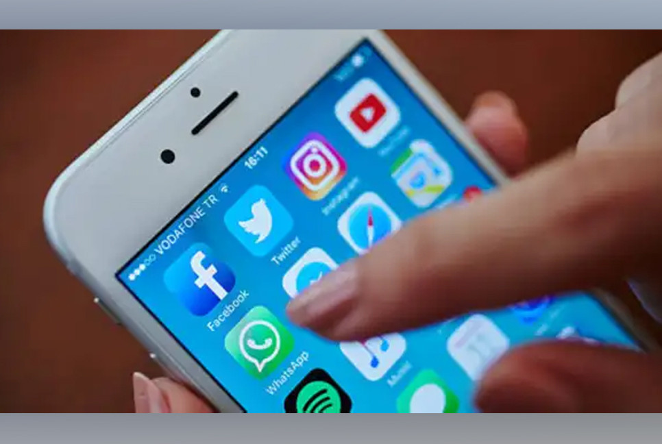 Why 6 countries imposed bans on WhatsApp?