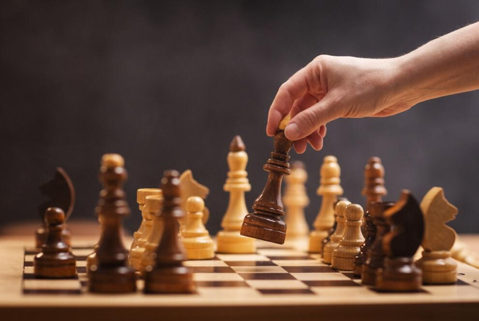 Taliban govt suspends chess in Afghanistan over gambling