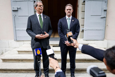 US and China agree to drastically roll back tariffs