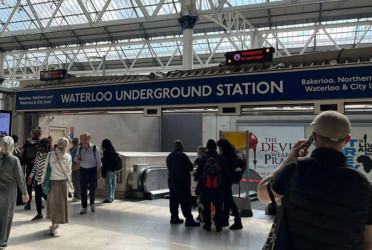 London Underground subway network disrupted by power outage