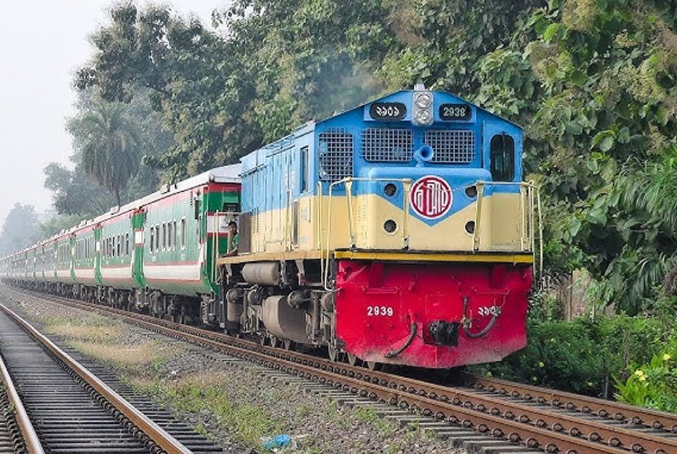 No cattle market adjacent to rail track: BR