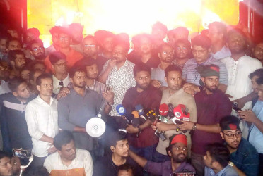 Current, ex-students of JnU to hold rally in morning, hunger strike after Jummah
