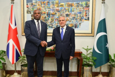 UK, Pakistan foreign ministers meet after India conflict