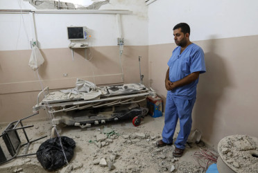 Hospitals in Gaza’s north reeling from constant Israeli attacks: Doctor