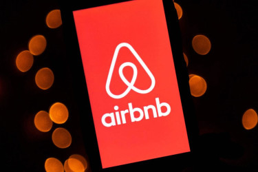 Spain orders Airbnb to remove nearly 66,000 listings over legal violations