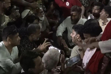 Ishraque joins protesters in Kakrail