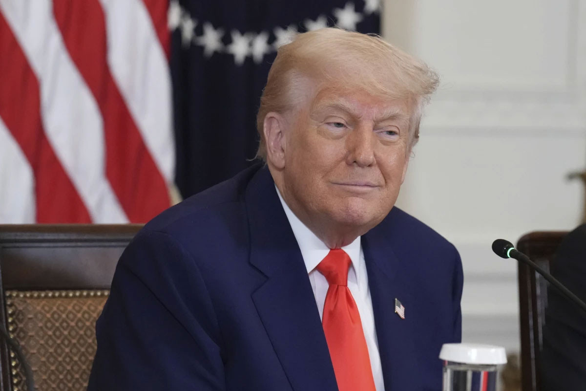 Trump threatens 25% tariff on Apple unless iPhones are made in US