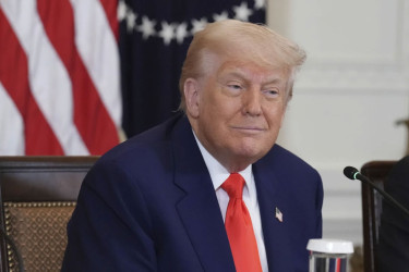 Trump threatens 25% tariff on Apple unless iPhones are made in US